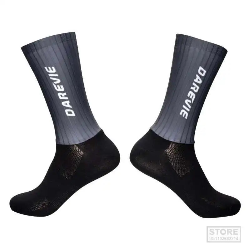 DAREVIE Aero Anti-Slip Cycling Socks