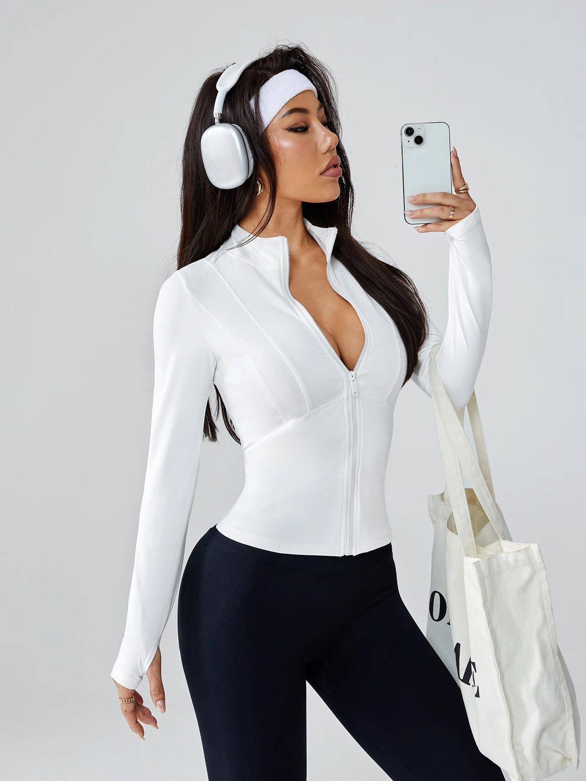Women's Fitted Long-Sleeve Athletic Jacket
